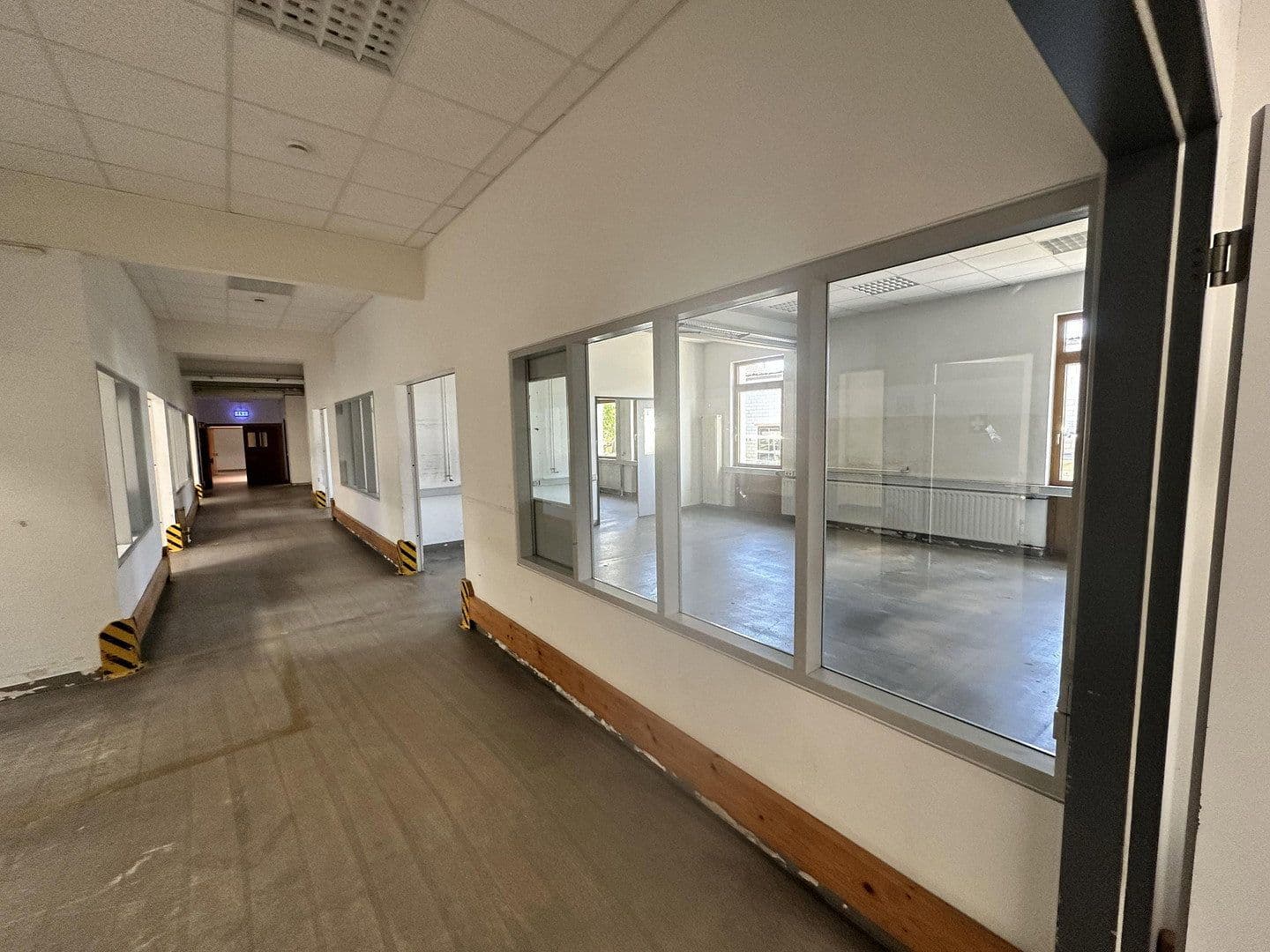 non-residential property to rent, 1,007 m², Waldstr 3, Lauchringen, Baden-Württemberg non-residential property to rent, 1,007 m², Waldstr 3, Lauchringen, Baden-Württemberg