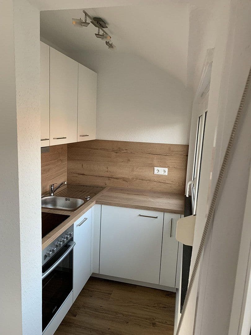 Studio flat to rent, 31 m², Stuttgart, Baden-Württemberg Studio flat to rent, 31 m², Stuttgart, Baden-Württemberg
