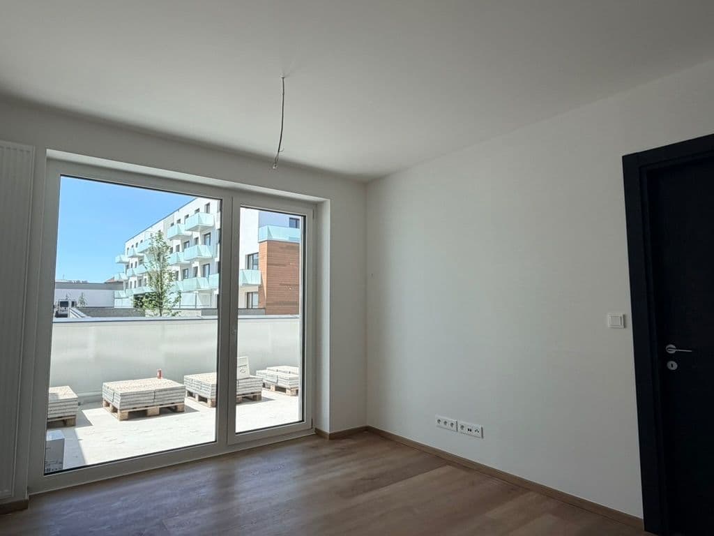 1 bedroom with open-plan kitchen flat to rent, 44 m², Třída Jiřího Pelikána, Olomouc, Olomoucký Region 1 bedroom with open-plan kitchen flat to rent, 44 m², Třída Jiřího Pelikána, Olomouc, Olomoucký Region