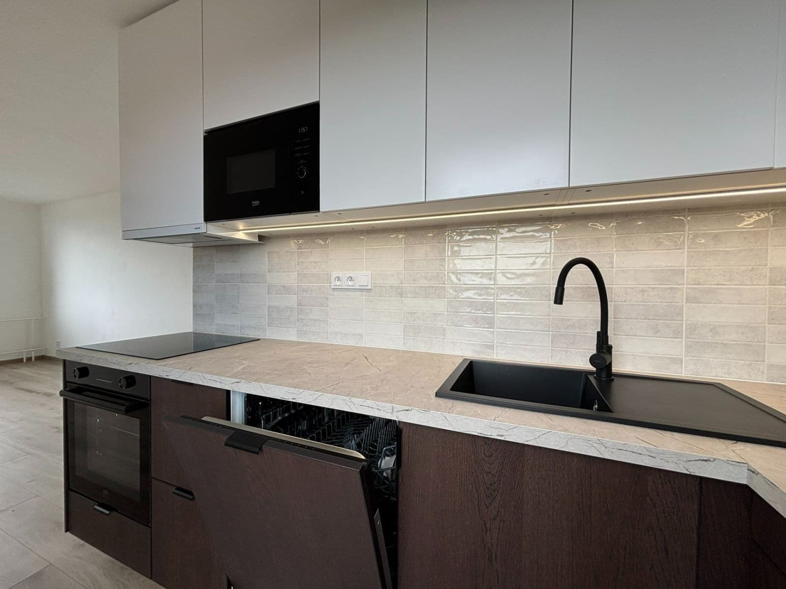 2 bedroom with open-plan kitchen flat for sale, 62 m², Kubíkova, Prague, Prague 2 bedroom with open-plan kitchen flat for sale, 62 m², Kubíkova, Prague, Prague