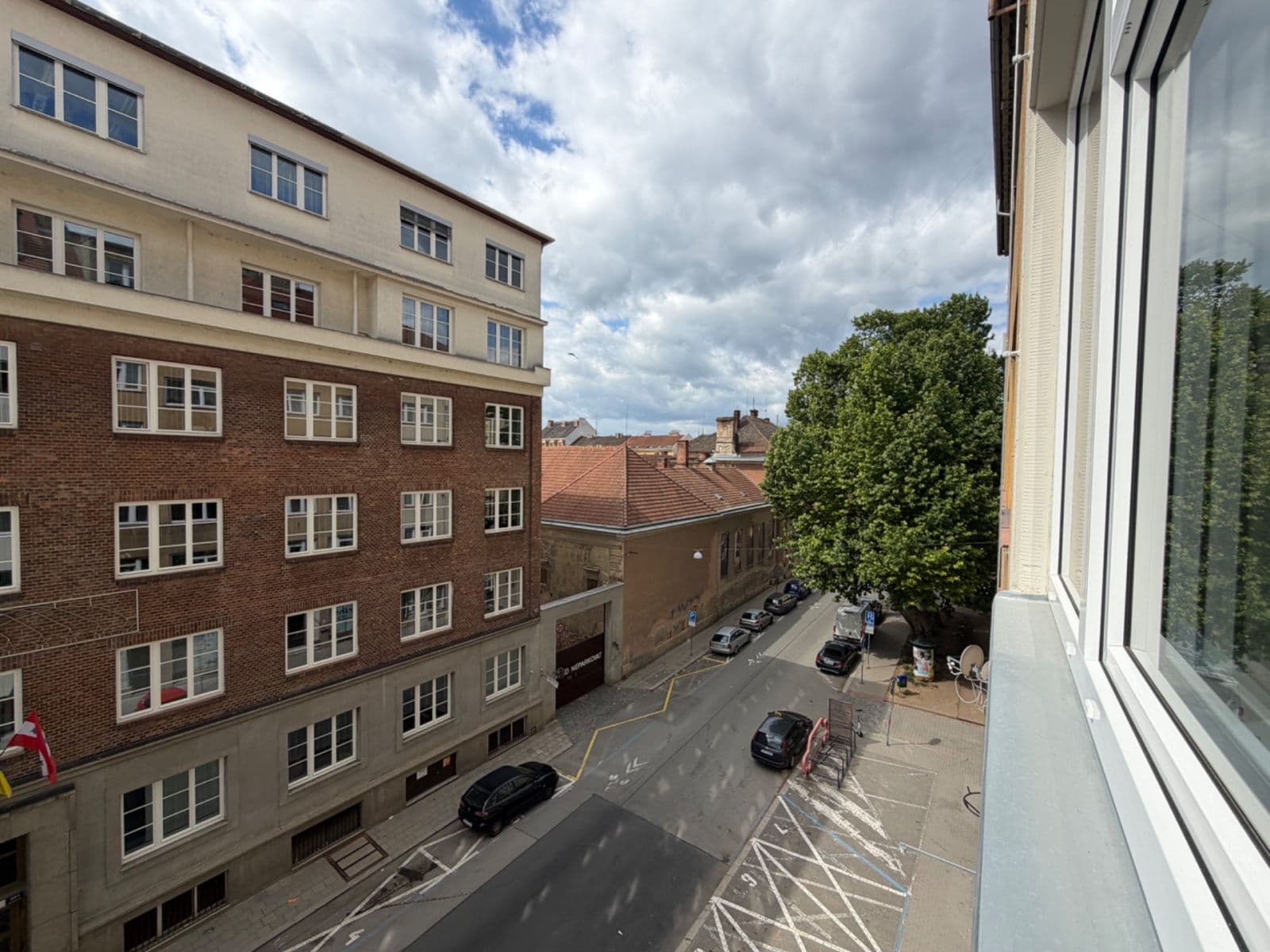 1 bedroom with open-plan kitchen flat to rent, 36 m², Bratislavská, Brno, Jihomoravský Region 1 bedroom with open-plan kitchen flat to rent, 36 m², Bratislavská, Brno, Jihomoravský Region