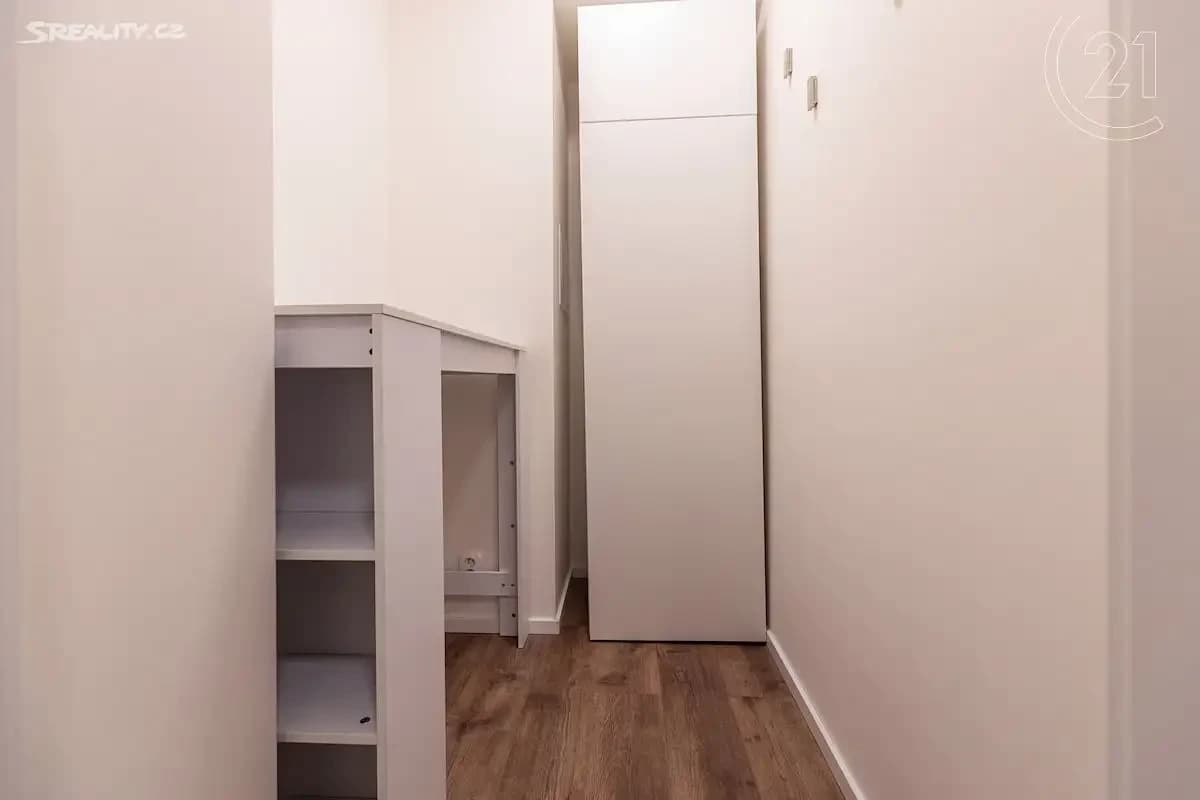 1 bedroom with open-plan kitchen flat for sale, 52 m², Václava Trojana, Prague, Prague 1 bedroom with open-plan kitchen flat for sale, 52 m², Václava Trojana, Prague, Prague