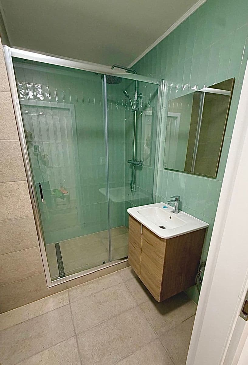 1 bedroom with open-plan kitchen flat to rent, 44 m², Plickova, Prague, Prague 1 bedroom with open-plan kitchen flat to rent, 44 m², Plickova, Prague, Prague