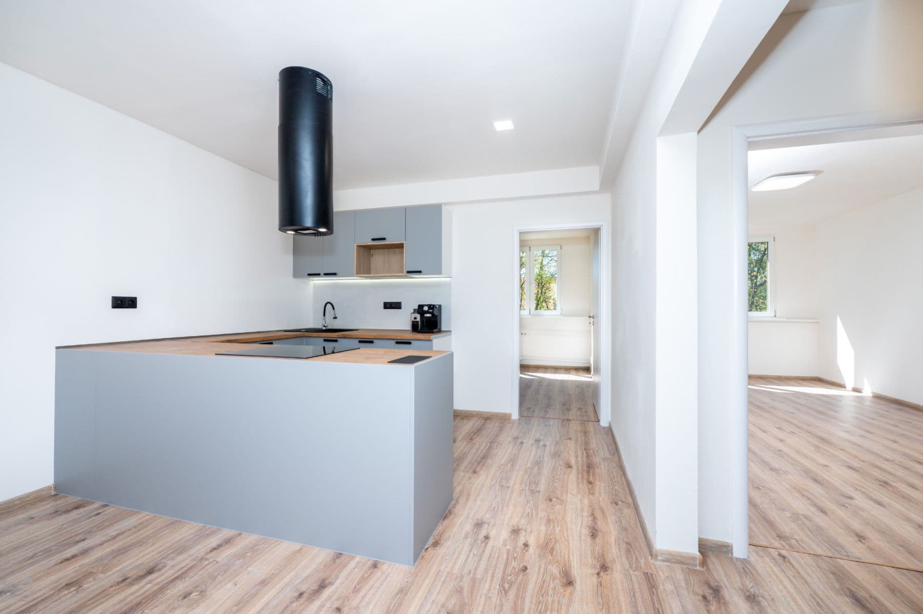 2 bedroom with open-plan kitchen flat for sale, 74 m², Pionýrů, Frýdek-Místek, Moravskoslezský Region 2 bedroom with open-plan kitchen flat for sale, 74 m², Pionýrů, Frýdek-Místek, Moravskoslezský Region