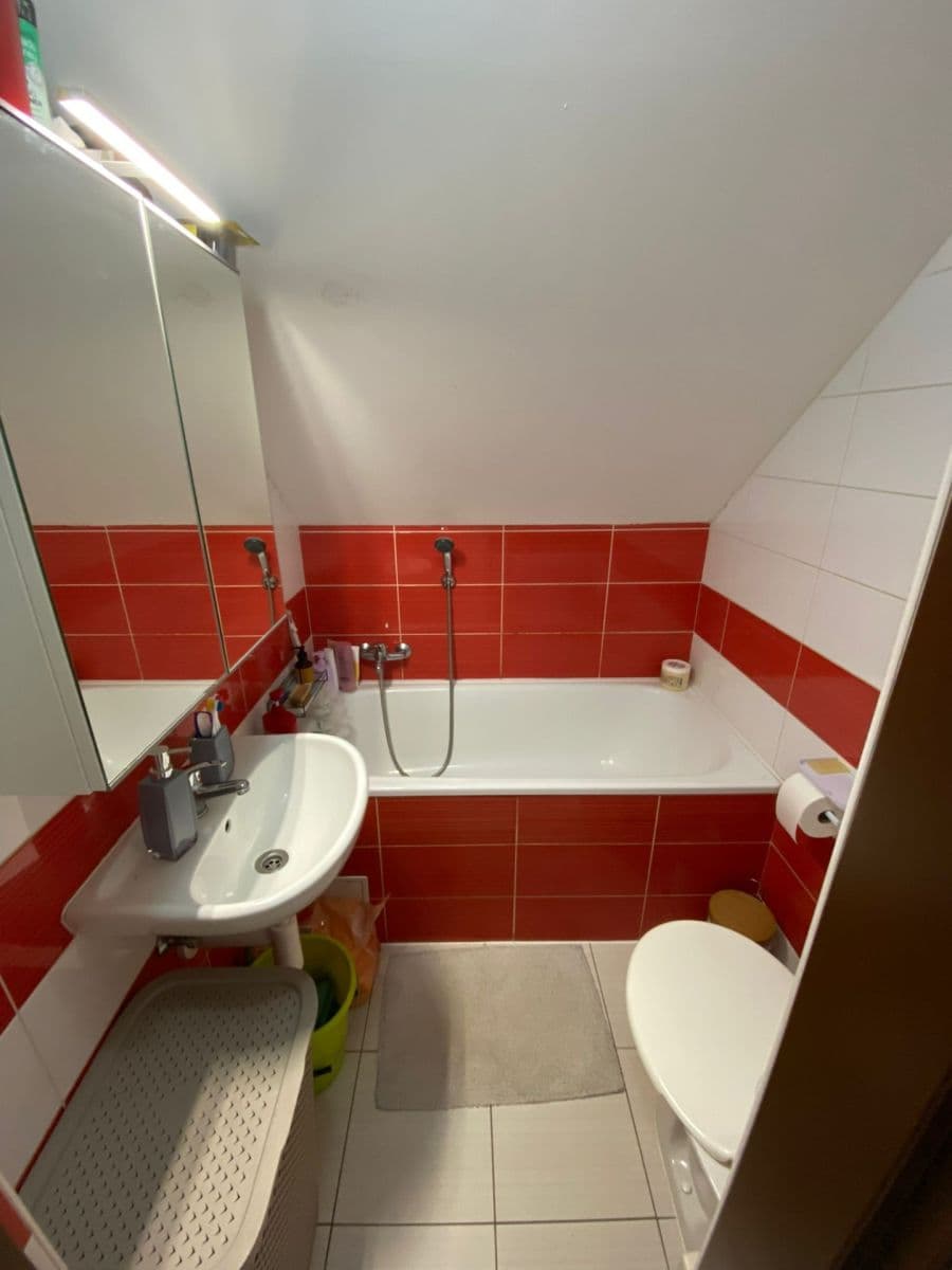Studio flat to rent, 32 m², V Korytech, Prague, Prague Studio flat to rent, 32 m², V Korytech, Prague, Prague