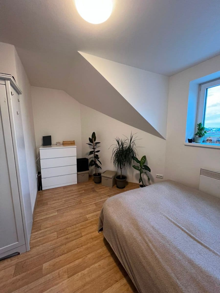 Studio flat to rent, 32 m², V Korytech, Prague, Prague Studio flat to rent, 32 m², V Korytech, Prague, Prague
