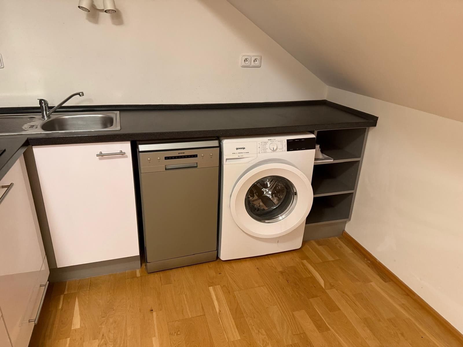 Studio flat to rent, 30 m², Kosova, Prague, Prague Studio flat to rent, 30 m², Kosova, Prague, Prague