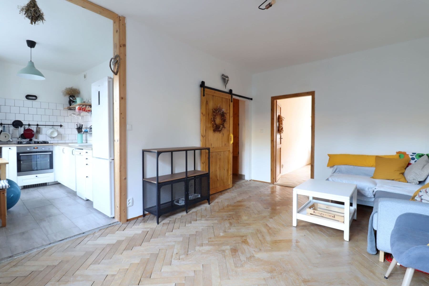 1 bedroom with open-plan kitchen flat to rent, 51 m², Ke Krči, Prague, Prague 1 bedroom with open-plan kitchen flat to rent, 51 m², Ke Krči, Prague, Prague