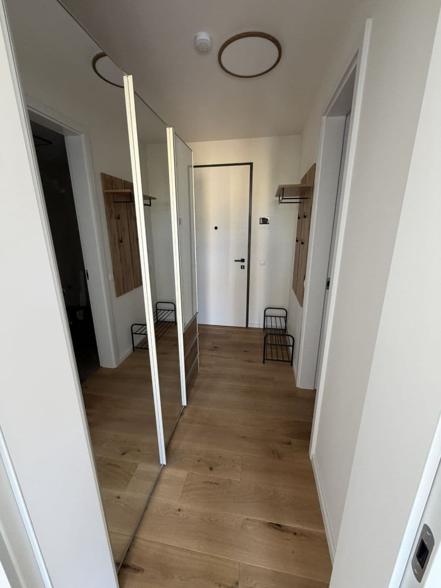 Studio flat to rent, 32 m², Dunovského, Prague, Prague Studio flat to rent, 32 m², Dunovského, Prague, Prague