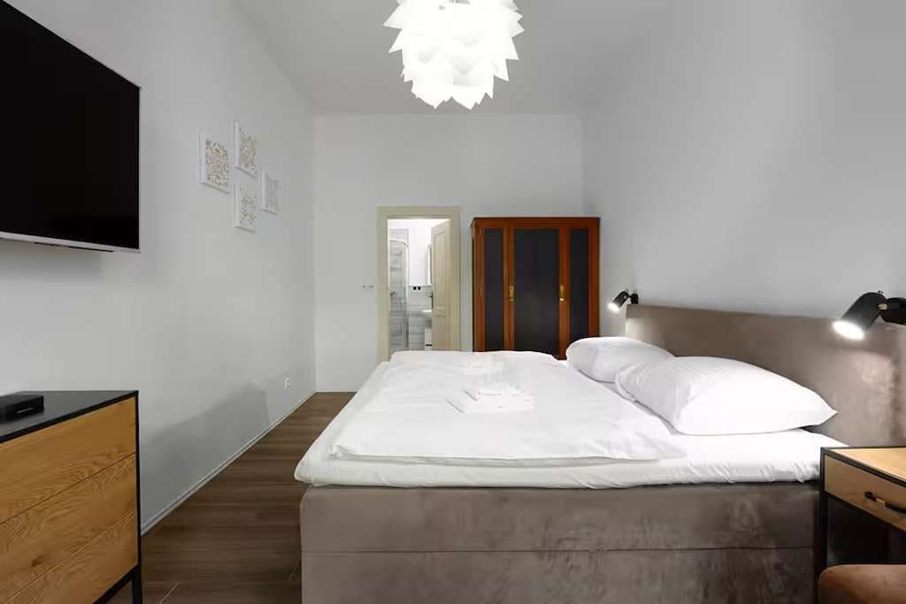 flat to rent, 43 m², Legerova, Prague, Prague flat to rent, 43 m², Legerova, Prague, Prague