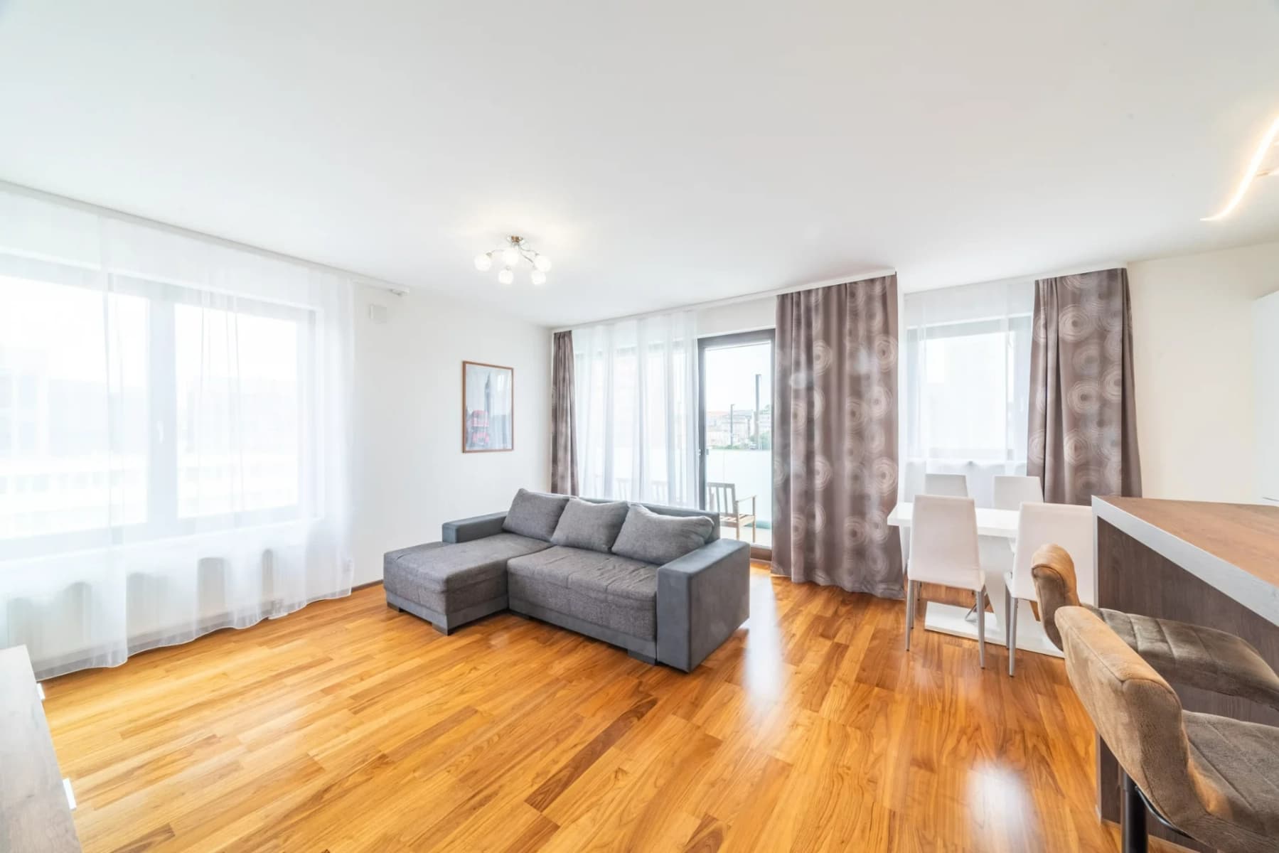 1 bedroom with open-plan kitchen flat to rent, 62 m², Nekvasilova, Prague, Prague 1 bedroom with open-plan kitchen flat to rent, 62 m², Nekvasilova, Prague, Prague