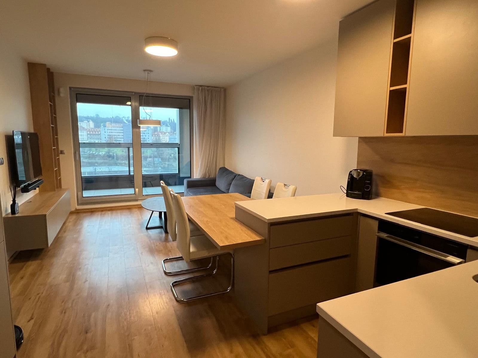 1 bedroom with open-plan kitchen flat to rent, 63 m², Kurta Konráda, Prague, Prague 1 bedroom with open-plan kitchen flat to rent, 63 m², Kurta Konráda, Prague, Prague