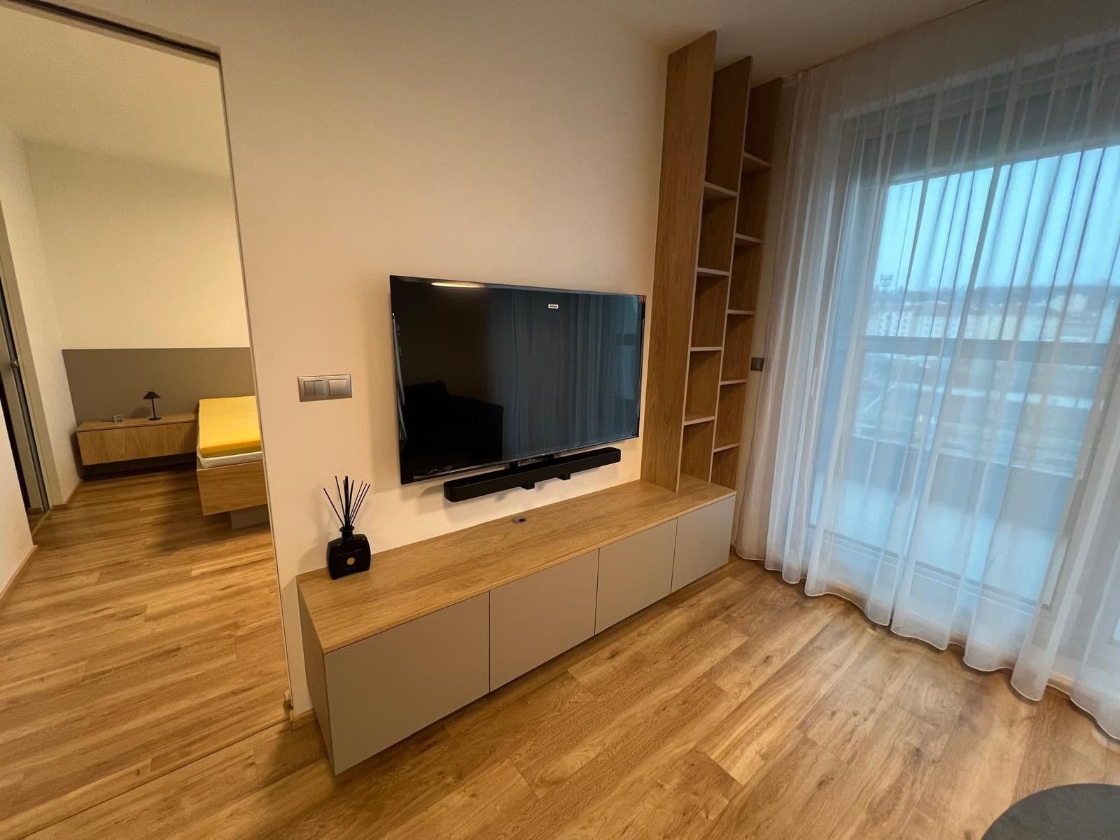 1 bedroom with open-plan kitchen flat to rent, 63 m², Kurta Konráda, Prague, Prague 1 bedroom with open-plan kitchen flat to rent, 63 m², Kurta Konráda, Prague, Prague