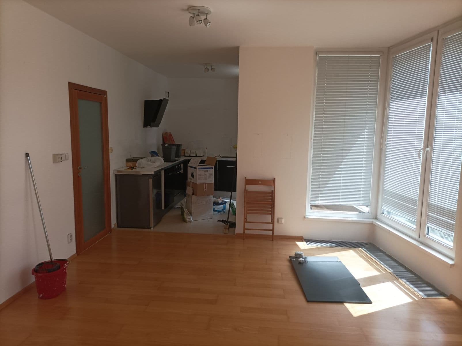 1 bedroom with open-plan kitchen flat to rent, 61 m², Raichlova, Prague, Prague 1 bedroom with open-plan kitchen flat to rent, 61 m², Raichlova, Prague, Prague