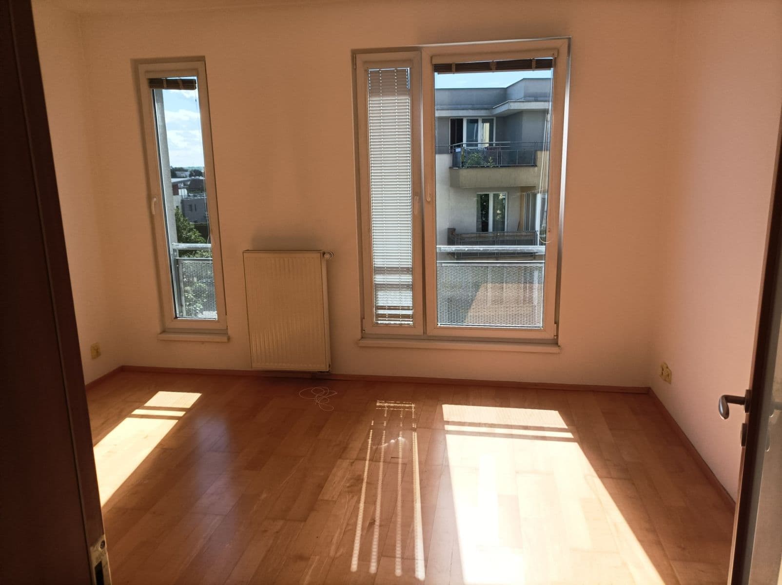 1 bedroom with open-plan kitchen flat to rent, 61 m², Raichlova, Prague, Prague 1 bedroom with open-plan kitchen flat to rent, 61 m², Raichlova, Prague, Prague