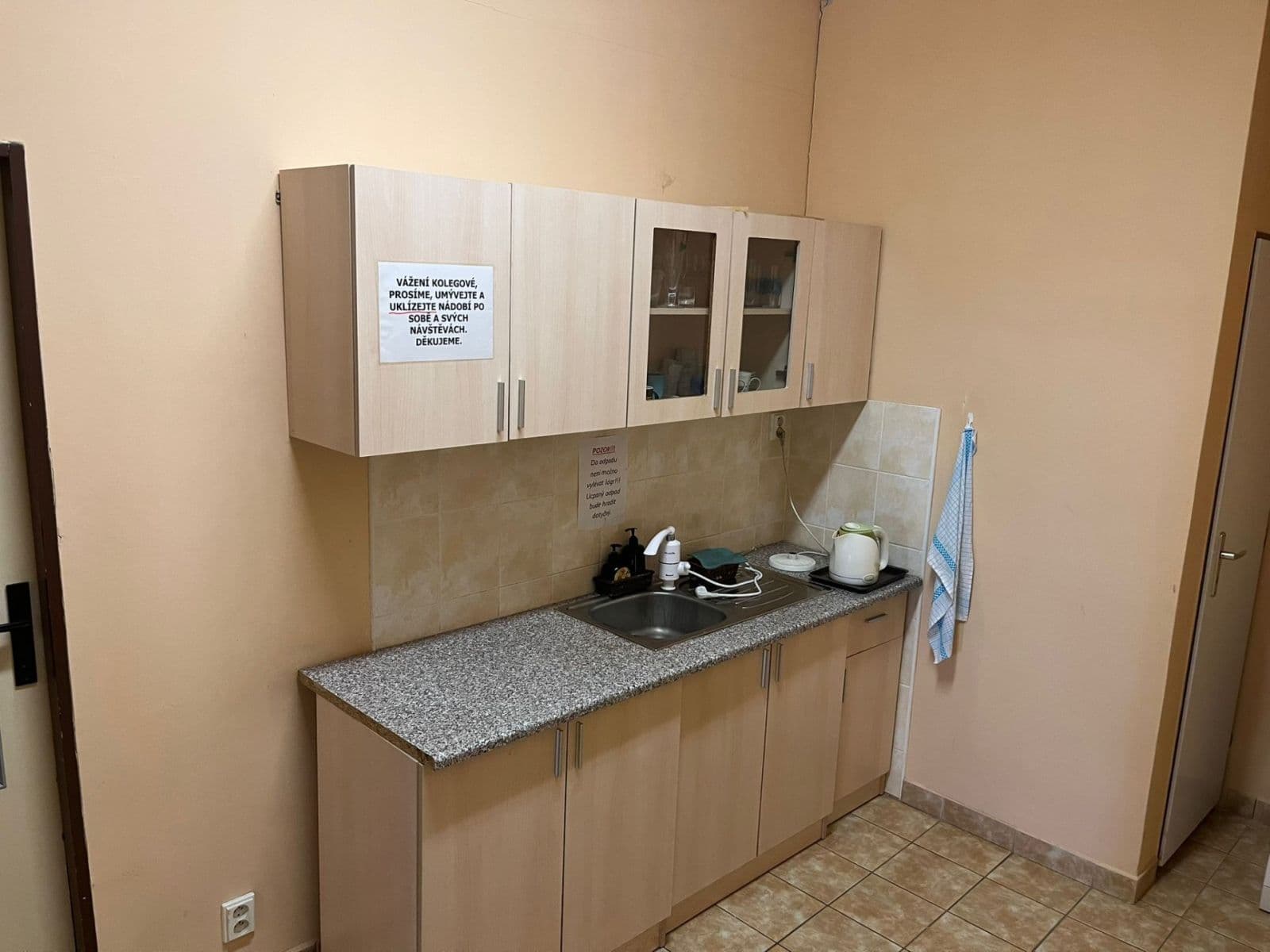 office to rent, 42 m², Jana Kubelíka, Most, Ústecký Region office to rent, 42 m², Jana Kubelíka, Most, Ústecký Region