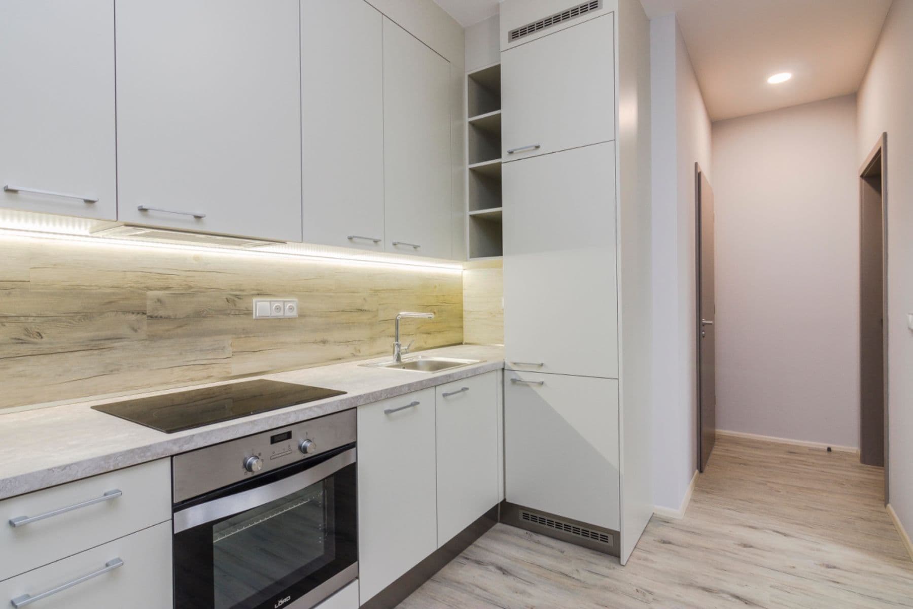 1 bedroom with open-plan kitchen flat to rent, 35 m², Na Zámecké, Prague, Prague 1 bedroom with open-plan kitchen flat to rent, 35 m², Na Zámecké, Prague, Prague