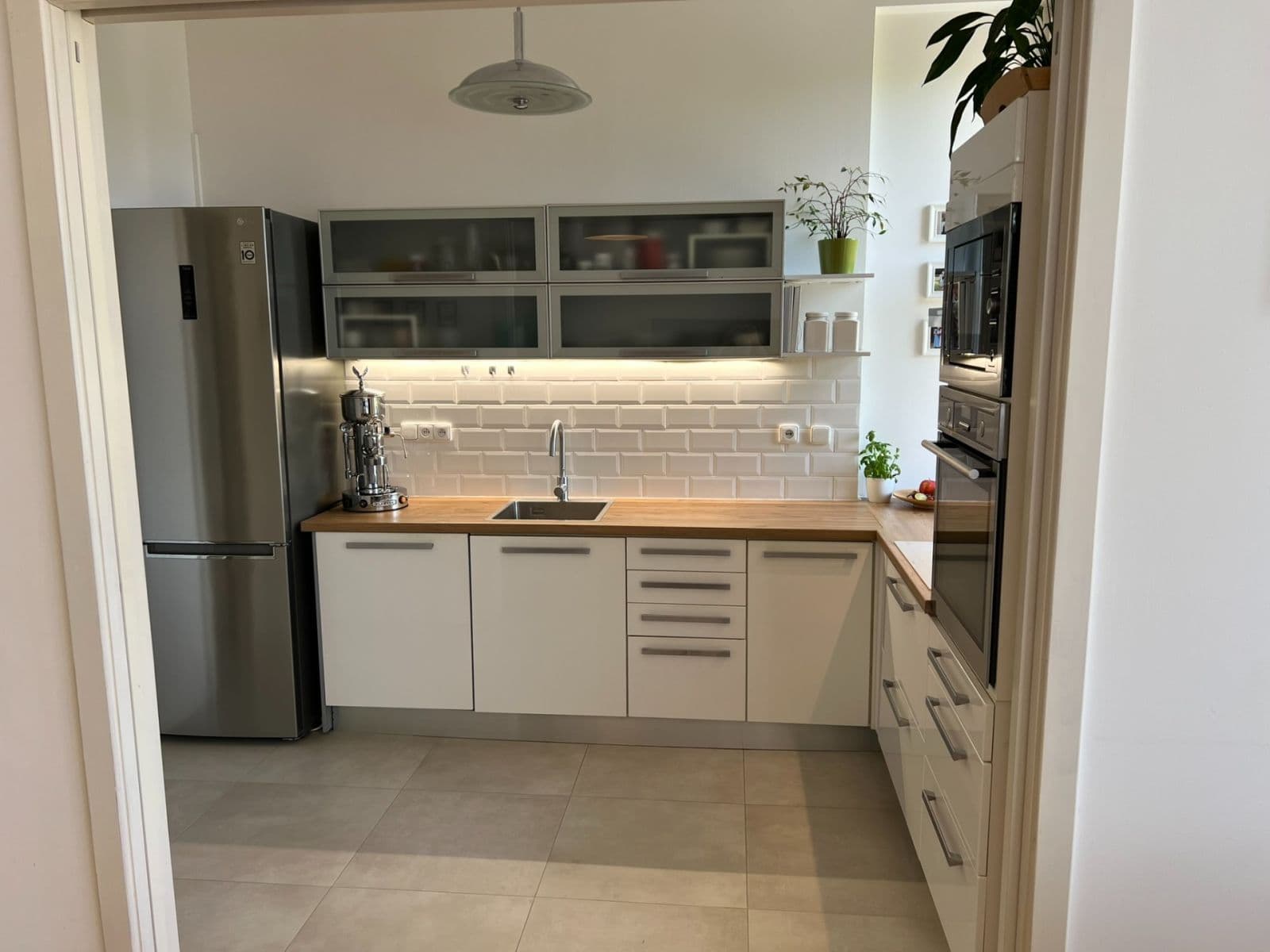 2 bedroom with open-plan kitchen flat to rent, 73 m², Na Václavce, Prague, Prague 2 bedroom with open-plan kitchen flat to rent, 73 m², Na Václavce, Prague, Prague