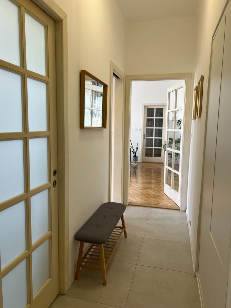 2 bedroom with open-plan kitchen flat to rent, 73 m², Na Václavce, Prague, Prague 2 bedroom with open-plan kitchen flat to rent, 73 m², Na Václavce, Prague, Prague