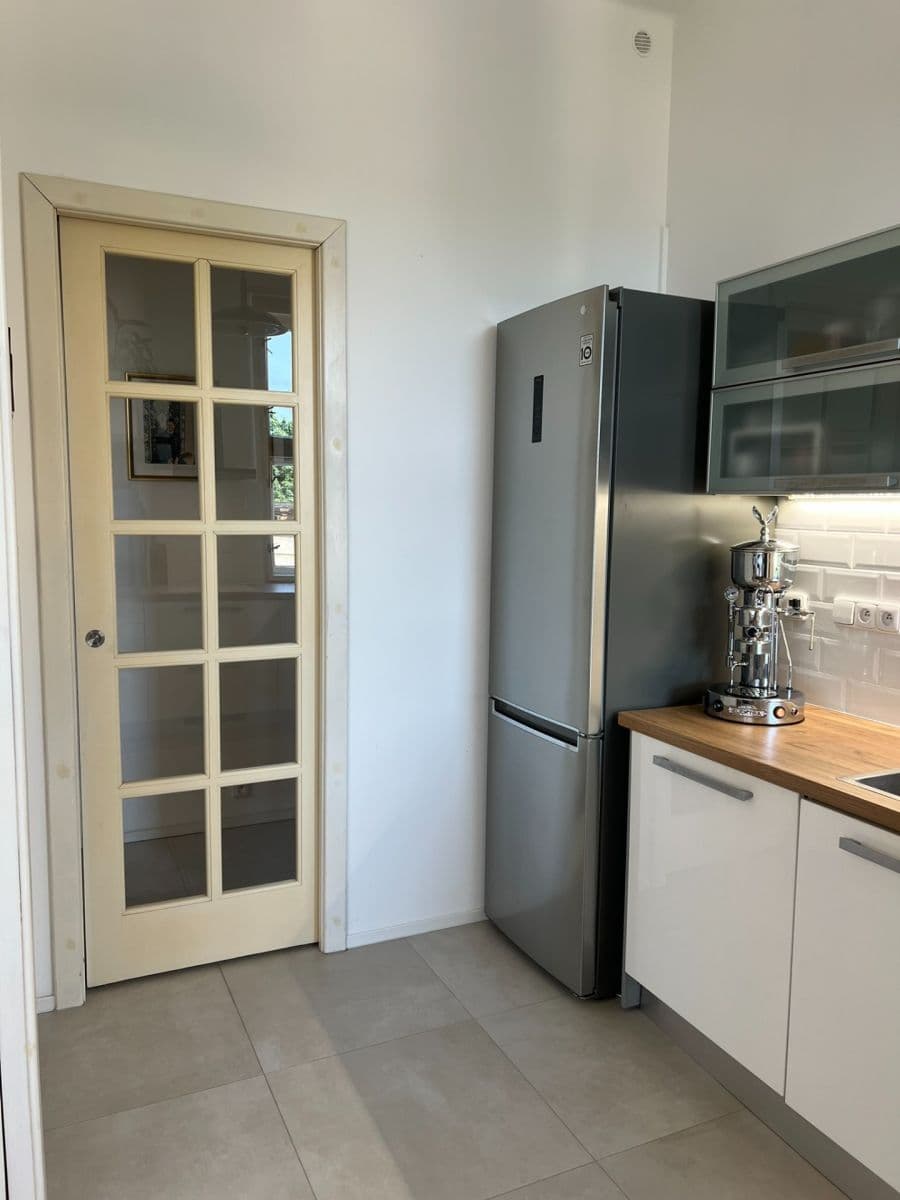 2 bedroom with open-plan kitchen flat to rent, 73 m², Na Václavce, Prague, Prague 2 bedroom with open-plan kitchen flat to rent, 73 m², Na Václavce, Prague, Prague