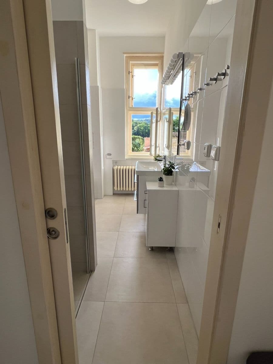 2 bedroom with open-plan kitchen flat to rent, 73 m², Na Václavce, Prague, Prague 2 bedroom with open-plan kitchen flat to rent, 73 m², Na Václavce, Prague, Prague