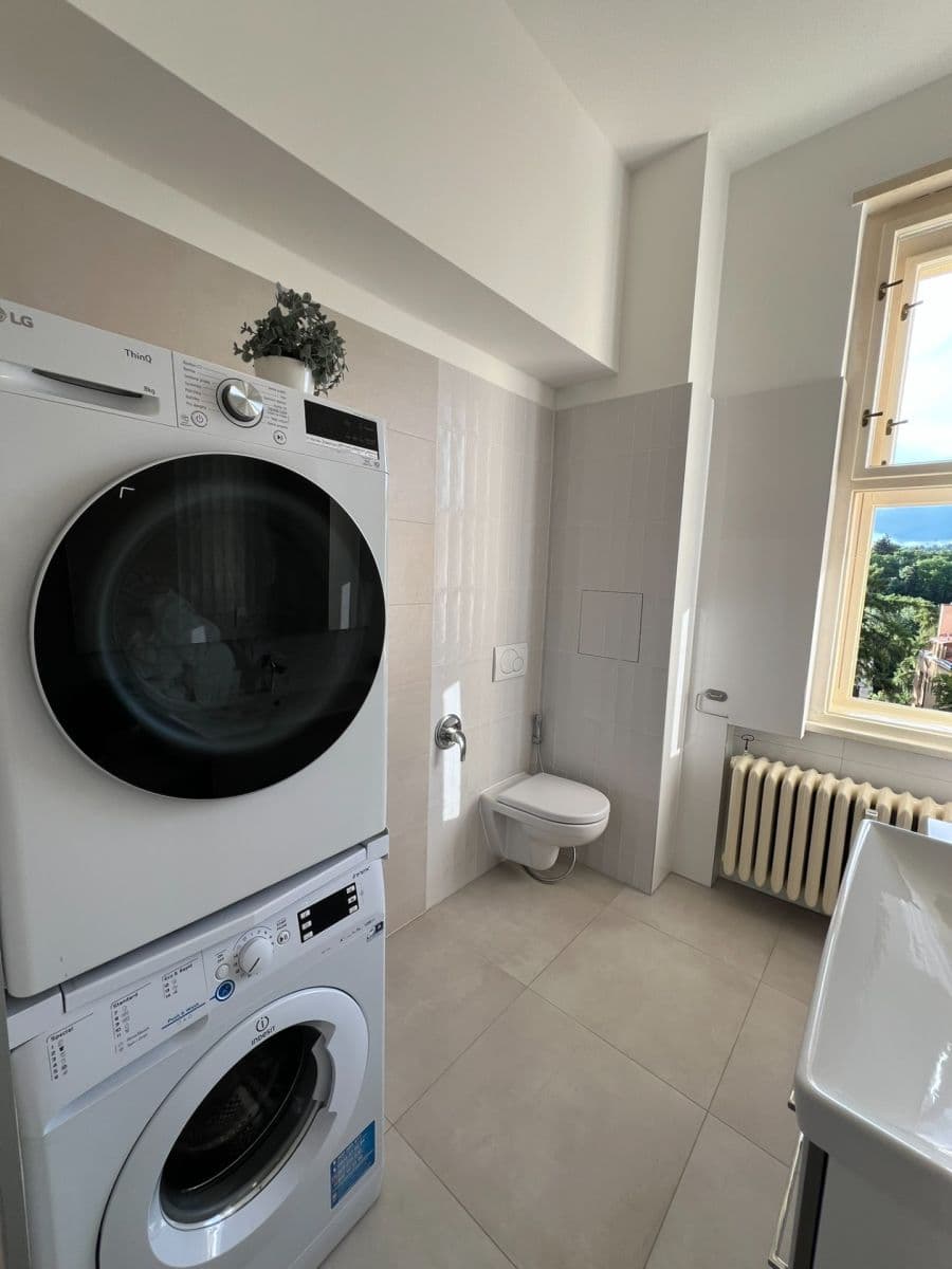2 bedroom with open-plan kitchen flat to rent, 73 m², Na Václavce, Prague, Prague 2 bedroom with open-plan kitchen flat to rent, 73 m², Na Václavce, Prague, Prague