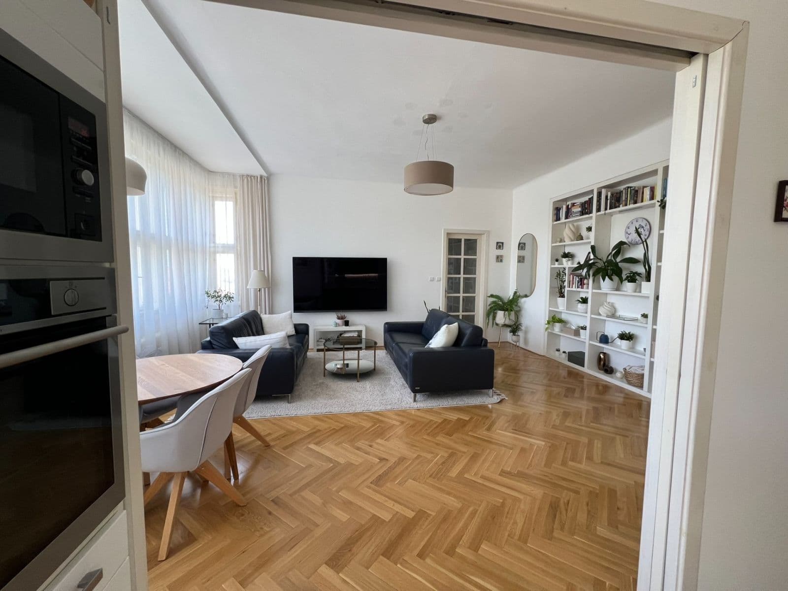 2 bedroom with open-plan kitchen flat to rent, 73 m², Na Václavce, Prague, Prague 2 bedroom with open-plan kitchen flat to rent, 73 m², Na Václavce, Prague, Prague