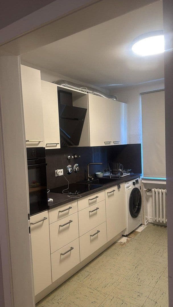 3 bedroom flat to rent, 72 m², Isolanistrasse 18, Köln, North Rhine-Westphalia 3 bedroom flat to rent, 72 m², Isolanistrasse 18, Köln, North Rhine-Westphalia