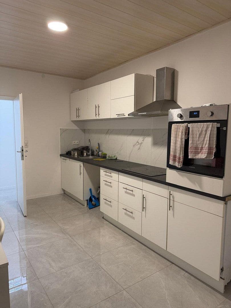 flat to rent, 60 m², Rosenthalstraße 7, Ludwigshafen am Rhein, Rhineland-Palatinate flat to rent, 60 m², Rosenthalstraße 7, Ludwigshafen am Rhein, Rhineland-Palatinate