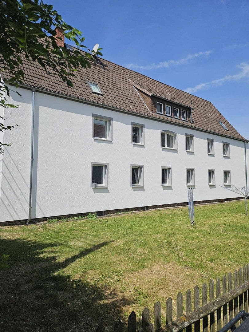 3 bedroom with open-plan kitchen flat to rent, 78 m², Neukieritzsch, Saxony 3 bedroom with open-plan kitchen flat to rent, 78 m², Neukieritzsch, Saxony