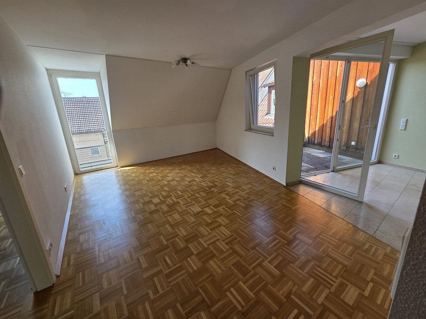 1 bedroom with open-plan kitchen flat to rent, 63 m², Nürtingerstr. 1, Nürtingen, Baden-Württemberg 1 bedroom with open-plan kitchen flat to rent, 63 m², Nürtingerstr. 1, Nürtingen, Baden-Württemberg