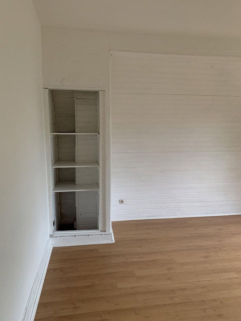 3 bedroom with open-plan kitchen flat to rent, 127 m², Mönchengladbach, North Rhine-Westphalia 3 bedroom with open-plan kitchen flat to rent, 127 m², Mönchengladbach, North Rhine-Westphalia