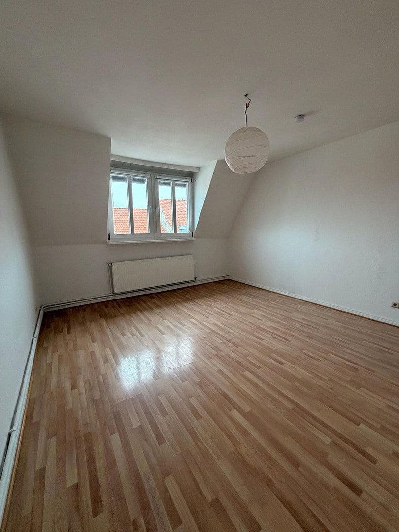 2 bedroom with open-plan kitchen flat to rent, 100 m², Martinistr. 17a, Osnabrück, Lower Saxony 2 bedroom with open-plan kitchen flat to rent, 100 m², Martinistr. 17a, Osnabrück, Lower Saxony