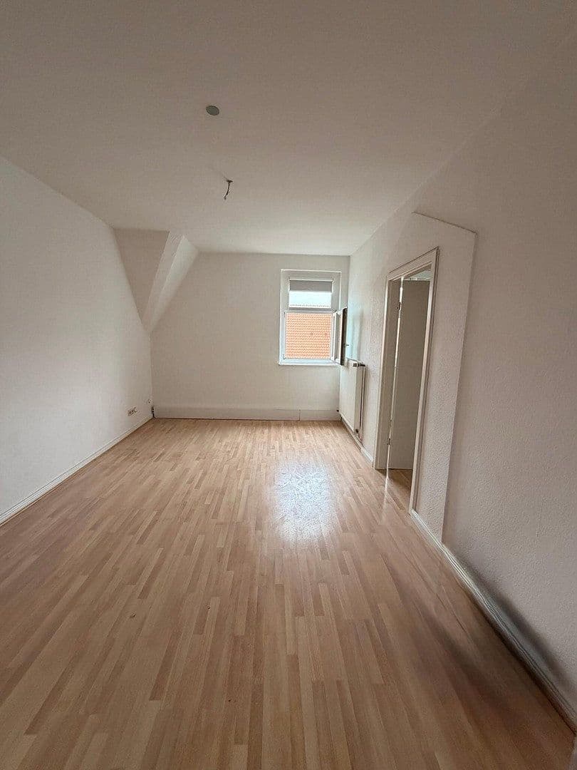 2 bedroom with open-plan kitchen flat to rent, 100 m², Martinistr. 17a, Osnabrück, Lower Saxony 2 bedroom with open-plan kitchen flat to rent, 100 m², Martinistr. 17a, Osnabrück, Lower Saxony