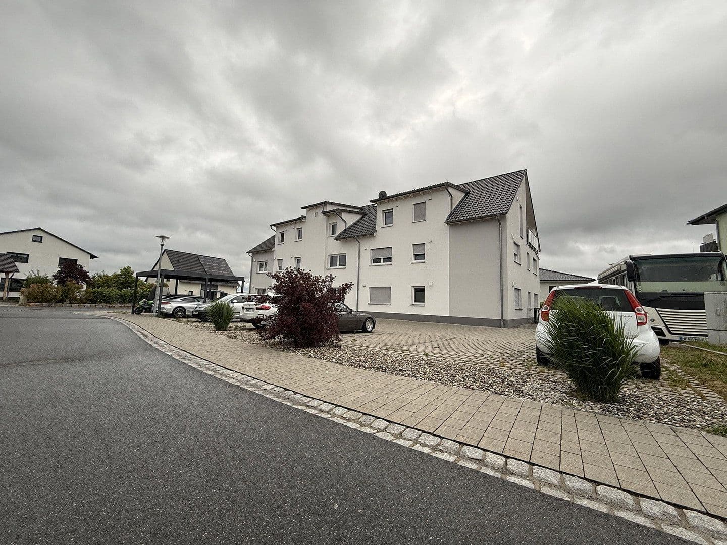 2 bedroom with open-plan kitchen flat for sale, 95 m², Hagenbüchach, Bavaria 2 bedroom with open-plan kitchen flat for sale, 95 m², Hagenbüchach, Bavaria