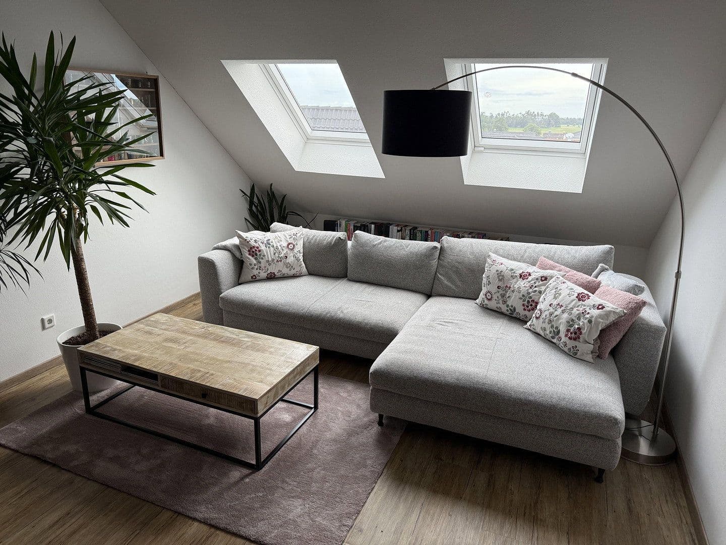2 bedroom with open-plan kitchen flat for sale, 95 m², Hagenbüchach, Bavaria 2 bedroom with open-plan kitchen flat for sale, 95 m², Hagenbüchach, Bavaria
