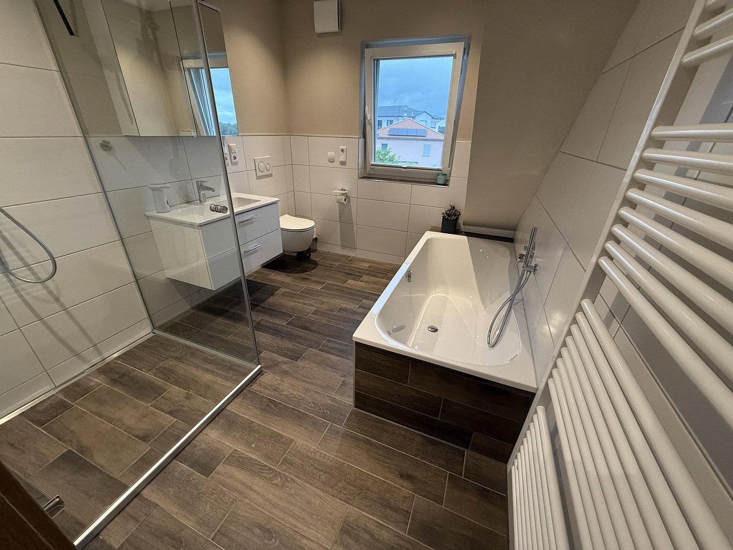 2 bedroom with open-plan kitchen flat for sale, 95 m², Hagenbüchach, Bavaria 2 bedroom with open-plan kitchen flat for sale, 95 m², Hagenbüchach, Bavaria