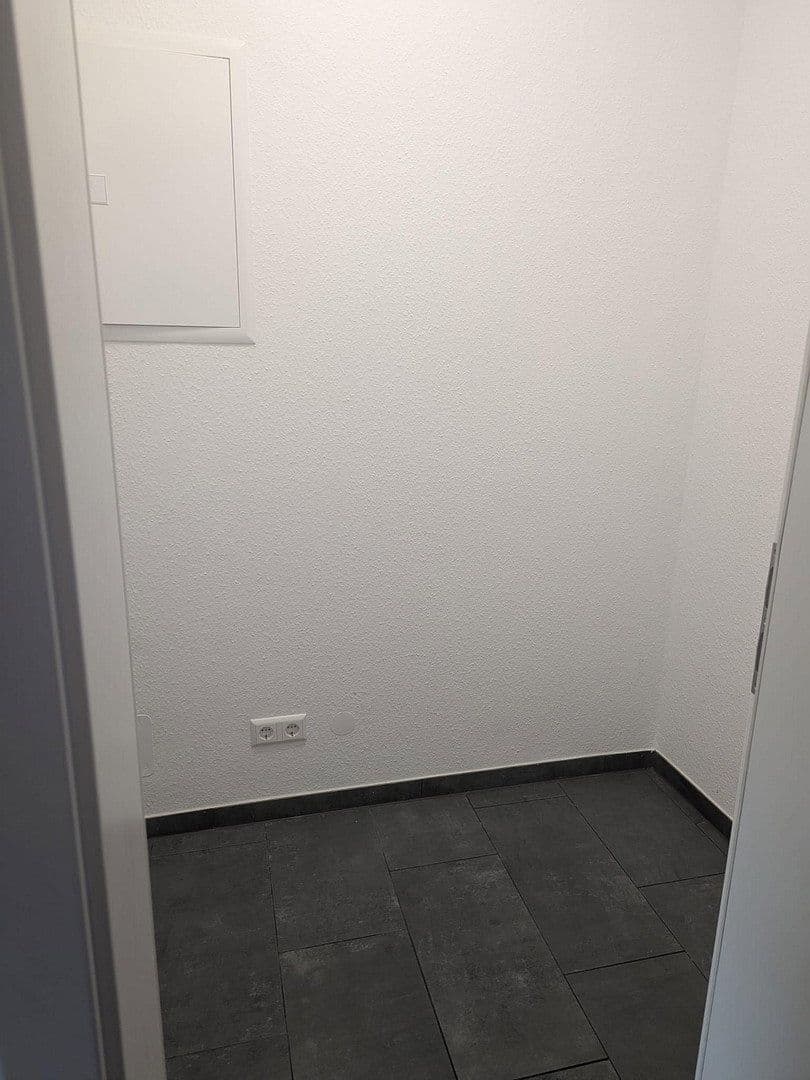 1 bedroom with open-plan kitchen flat to rent, 63 m², Kirchheim am Neckar, Baden-Württemberg 1 bedroom with open-plan kitchen flat to rent, 63 m², Kirchheim am Neckar, Baden-Württemberg