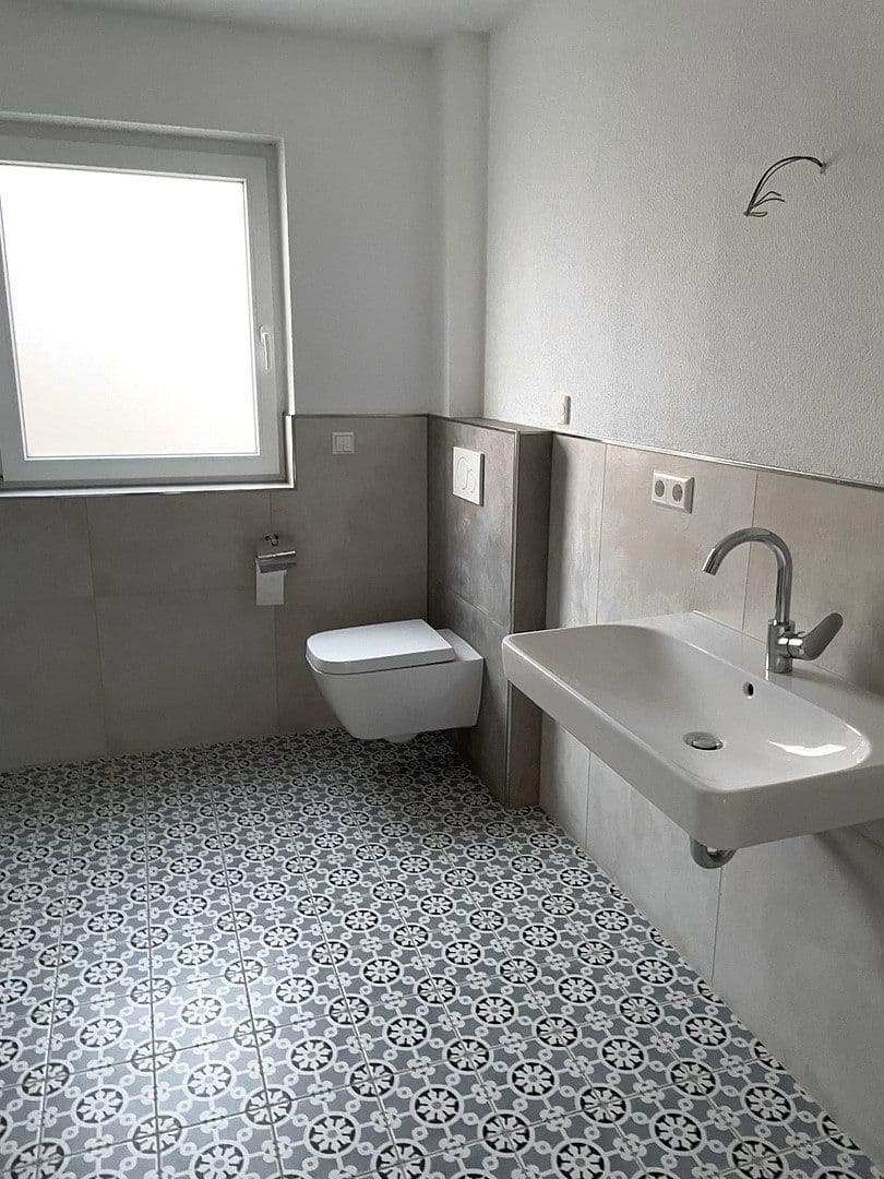 2 bedroom with open-plan kitchen flat to rent, 85 m², Lauffen am Neckar, Baden-Württemberg 2 bedroom with open-plan kitchen flat to rent, 85 m², Lauffen am Neckar, Baden-Württemberg