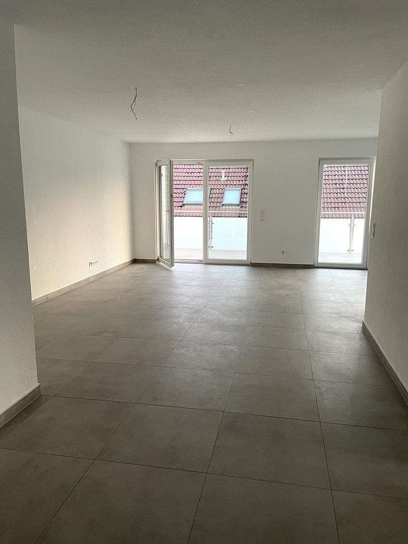 2 bedroom with open-plan kitchen flat to rent, 85 m², Lauffen am Neckar, Baden-Württemberg 2 bedroom with open-plan kitchen flat to rent, 85 m², Lauffen am Neckar, Baden-Württemberg