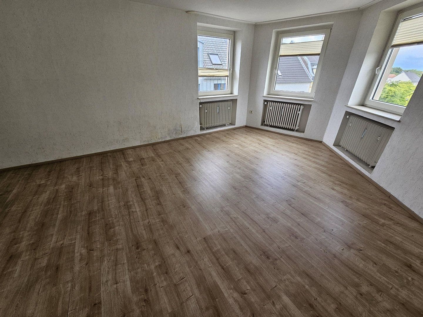 2 bedroom with open-plan kitchen flat to rent, 85 m², Wittener Straße 35, Castrop-Rauxel, North Rhine-Westphalia 2 bedroom with open-plan kitchen flat to rent, 85 m², Wittener Straße 35, Castrop-Rauxel, North Rhine-Westphalia