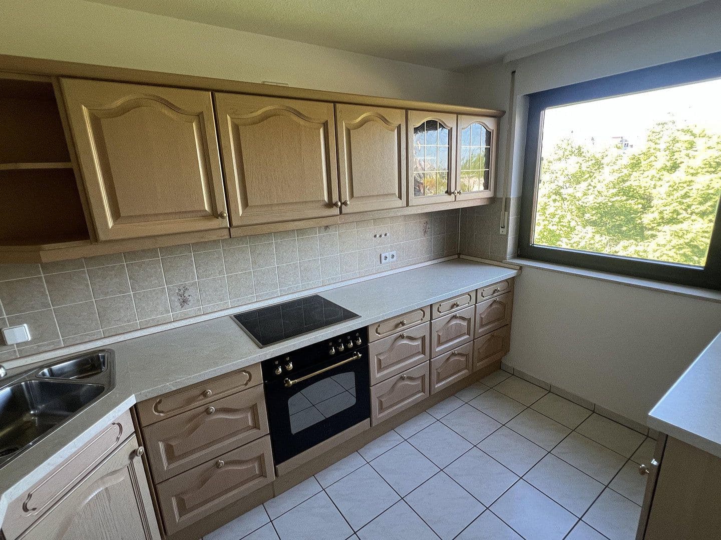 3 bedroom with open-plan kitchen flat for sale, 119 m², Weilimdorf, Baden-Württemberg 3 bedroom with open-plan kitchen flat for sale, 119 m², Weilimdorf, Baden-Württemberg