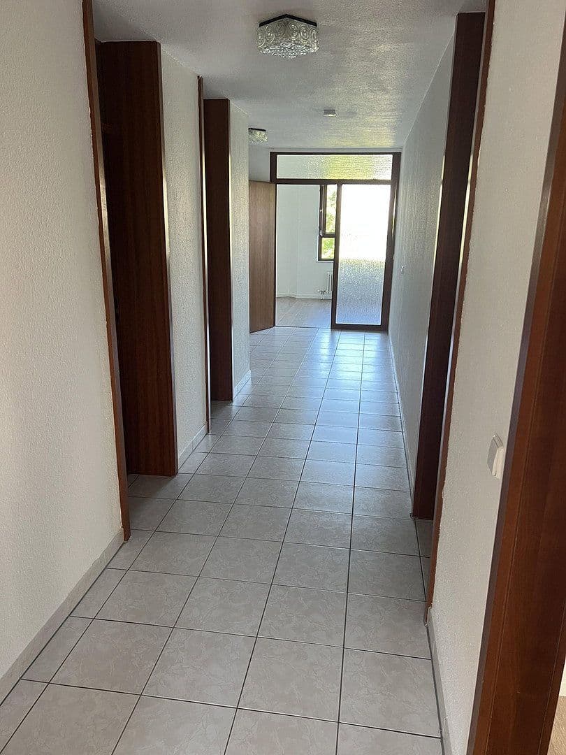 3 bedroom with open-plan kitchen flat for sale, 119 m², Weilimdorf, Baden-Württemberg 3 bedroom with open-plan kitchen flat for sale, 119 m², Weilimdorf, Baden-Württemberg