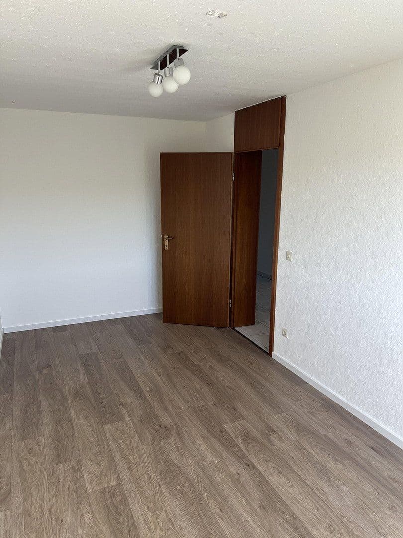 3 bedroom with open-plan kitchen flat for sale, 119 m², Weilimdorf, Baden-Württemberg 3 bedroom with open-plan kitchen flat for sale, 119 m², Weilimdorf, Baden-Württemberg