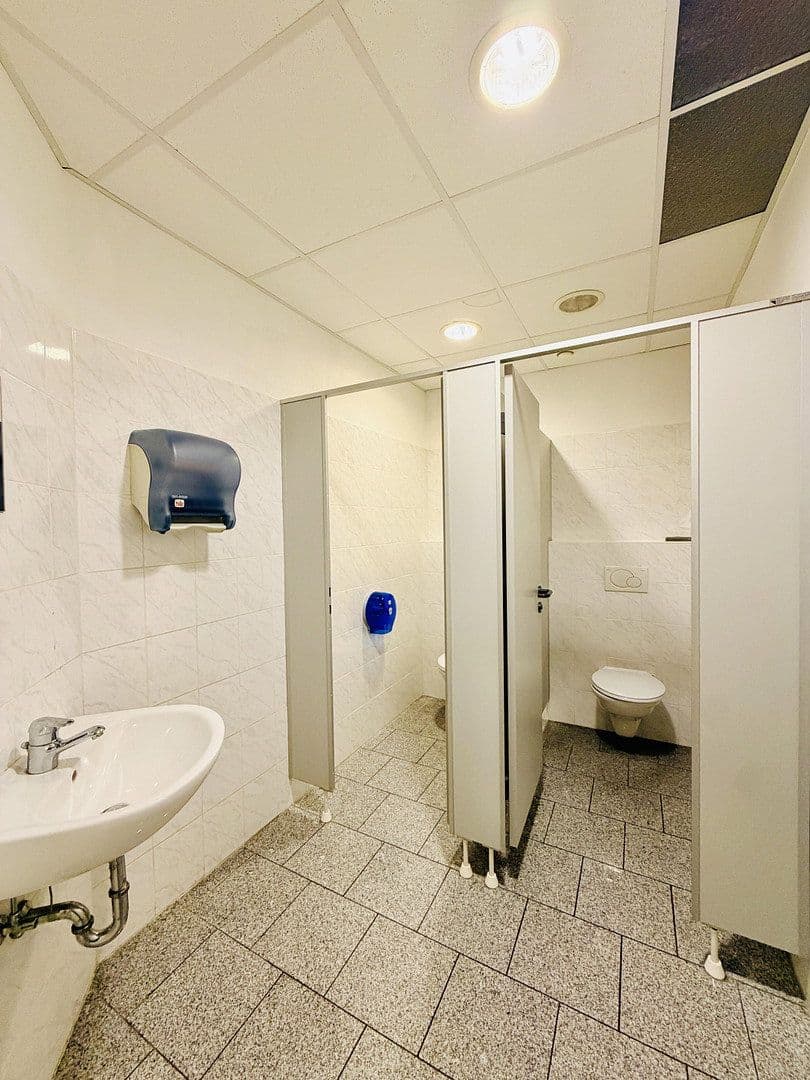 non-residential property to rent, 230 m², Draisstraße 1, Karlsbad, Baden-Württemberg non-residential property to rent, 230 m², Draisstraße 1, Karlsbad, Baden-Württemberg