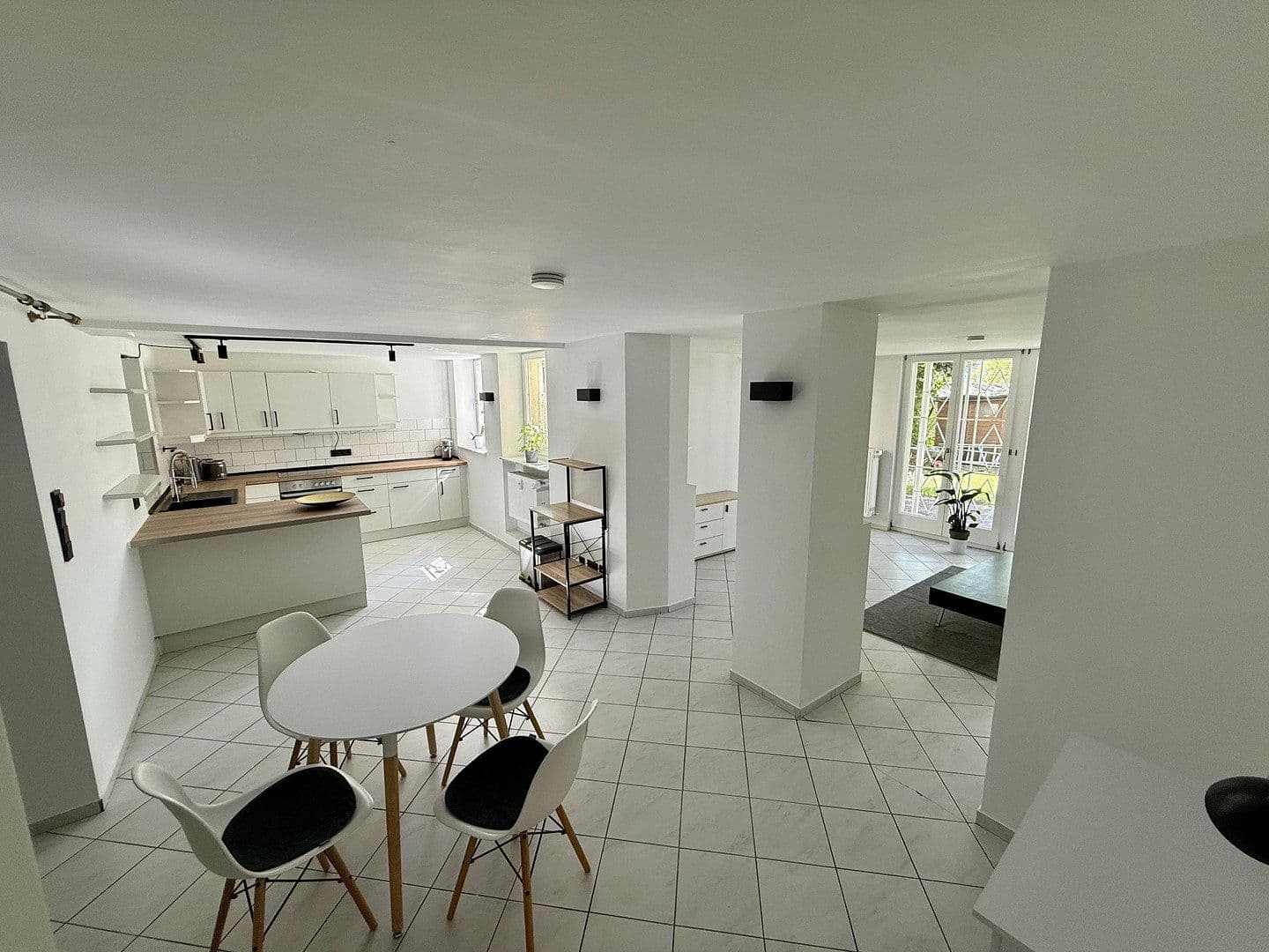1 bedroom with open-plan kitchen flat to rent, 75 m², Kahl am Main, Bavaria 1 bedroom with open-plan kitchen flat to rent, 75 m², Kahl am Main, Bavaria