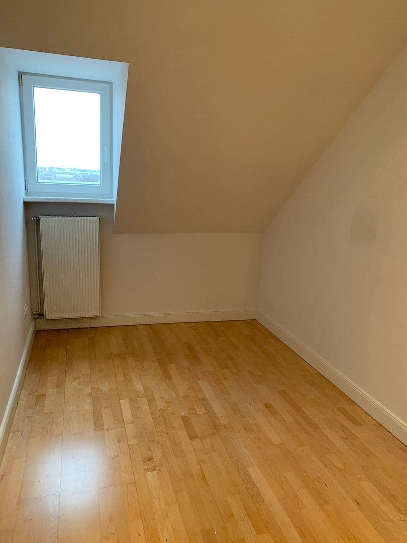 3 bedroom with open-plan kitchen flat to rent, 128 m², Zierenbergstr. 72, Hildesheim, Lower Saxony 3 bedroom with open-plan kitchen flat to rent, 128 m², Zierenbergstr. 72, Hildesheim, Lower Saxony