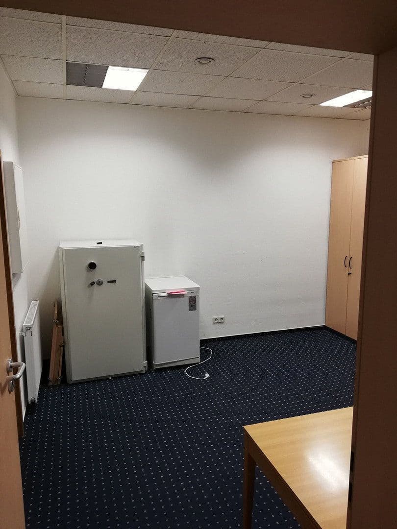 office to rent, 75 m², Schwarzwaldstraße 19+21, Freudenstadt, Baden-Württemberg office to rent, 75 m², Schwarzwaldstraße 19+21, Freudenstadt, Baden-Württemberg