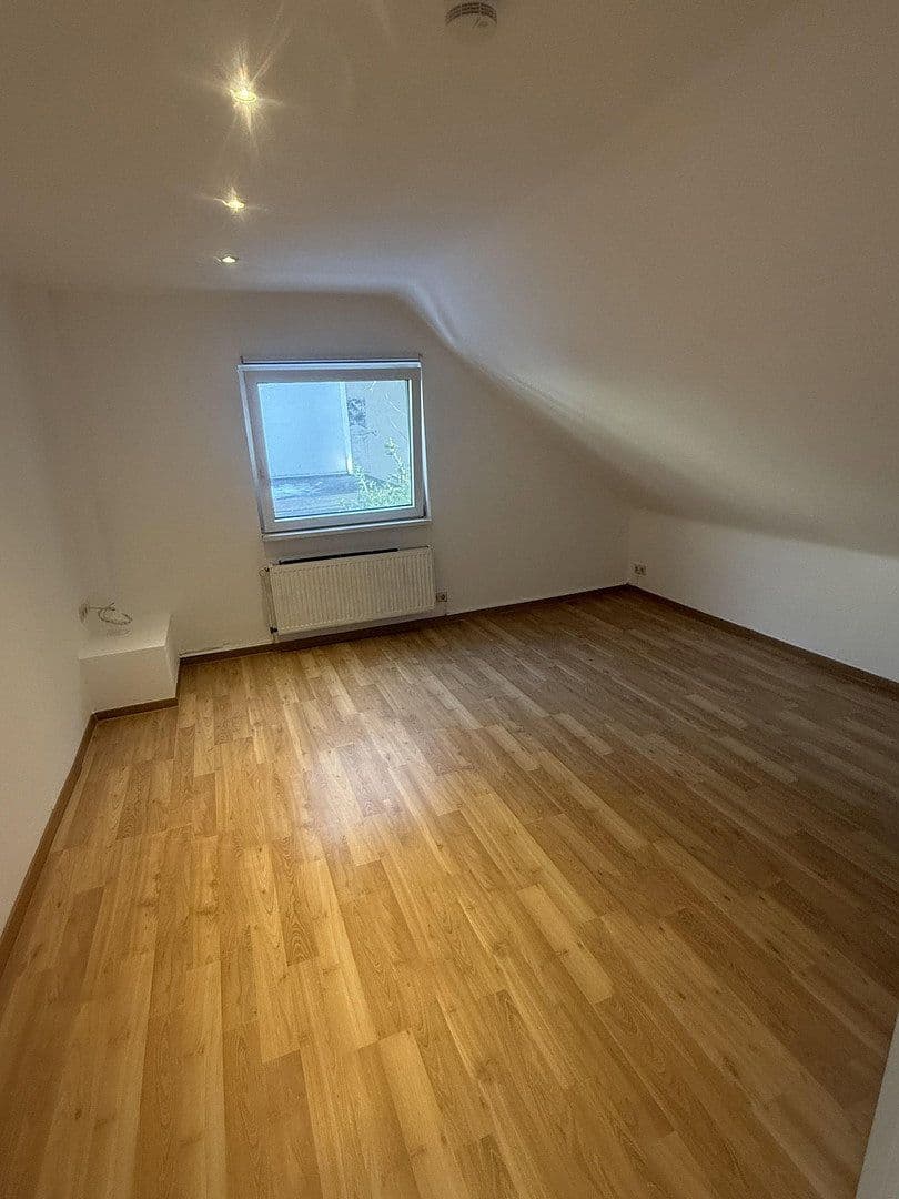 house to rent, 180 m², Kapellenstraße 12a, Hanover, Lower Saxony house to rent, 180 m², Kapellenstraße 12a, Hanover, Lower Saxony