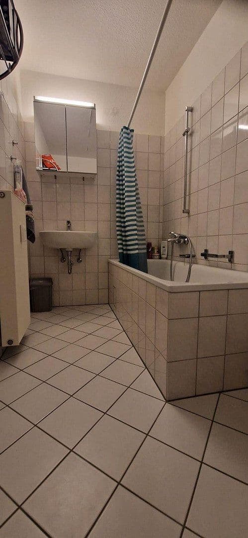 2 bedroom flat to rent, 60 m², Baumstr. 38, Essen, North Rhine-Westphalia 2 bedroom flat to rent, 60 m², Baumstr. 38, Essen, North Rhine-Westphalia